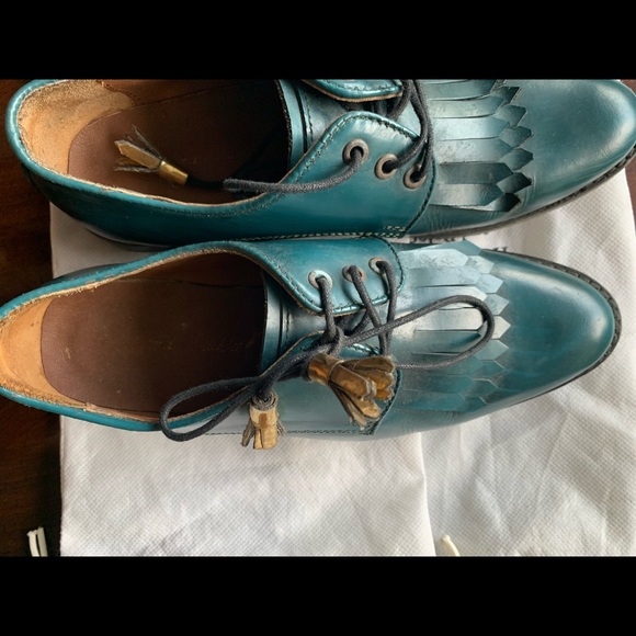 BEAUTIFULLY UNIQUE FROM A BOUTIQUE: Teal real leather handcrafted brogues. - Picture 7 of 10